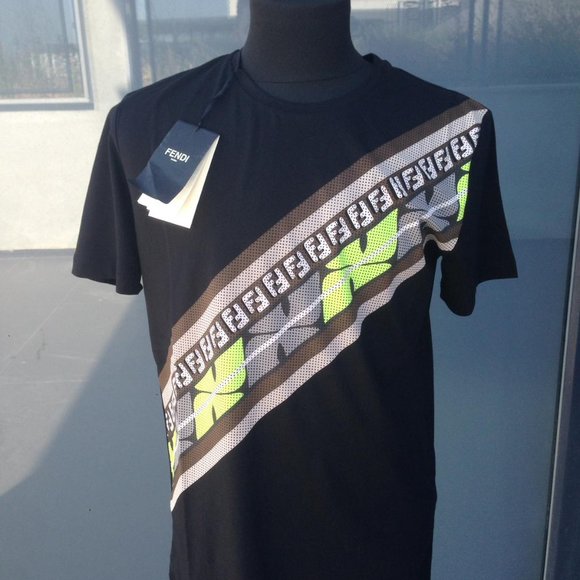 NEW FENDI T-SHIRT FAST SHIPPING